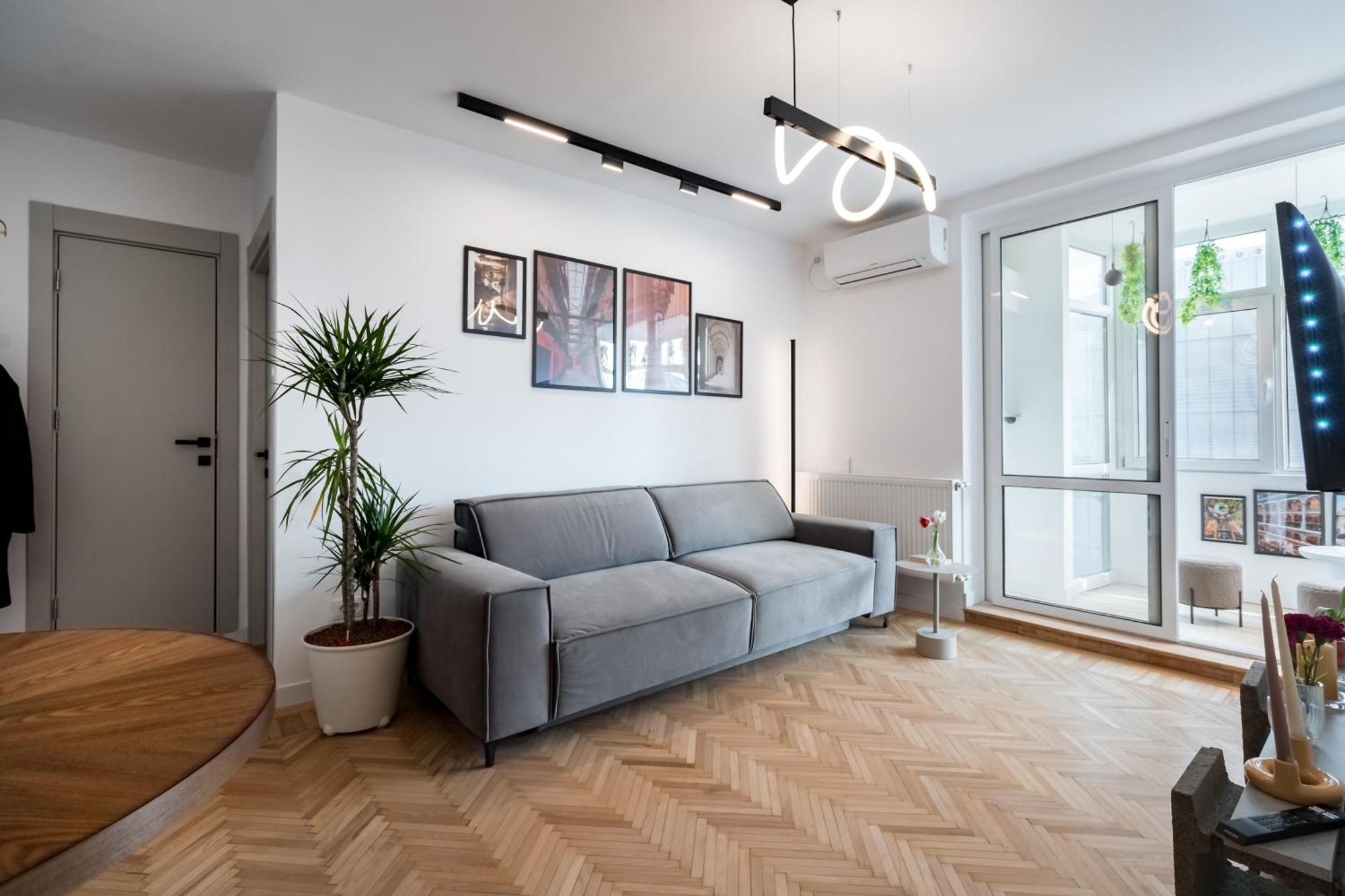 Central Aesthetic Apartment Bucarest Esterno foto