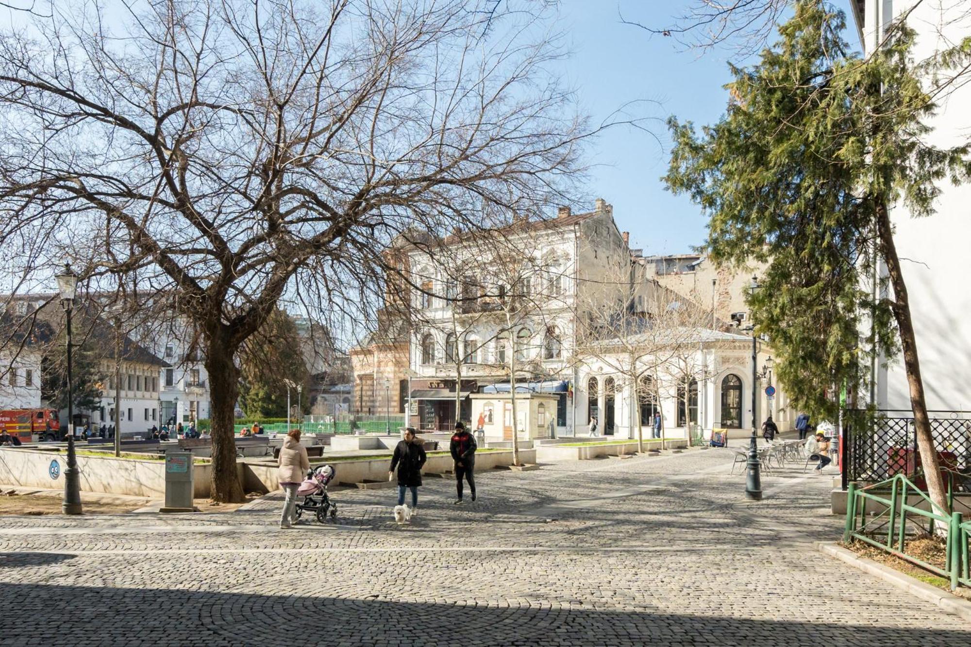 Central Aesthetic Apartment Bucarest Esterno foto